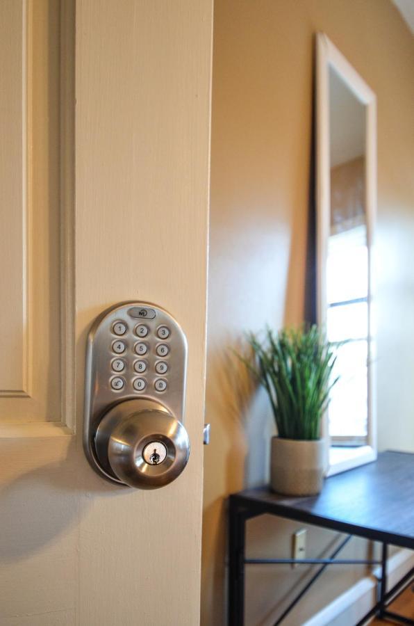 Private Bedrooms Long Term Stays Providence Buitenkant foto